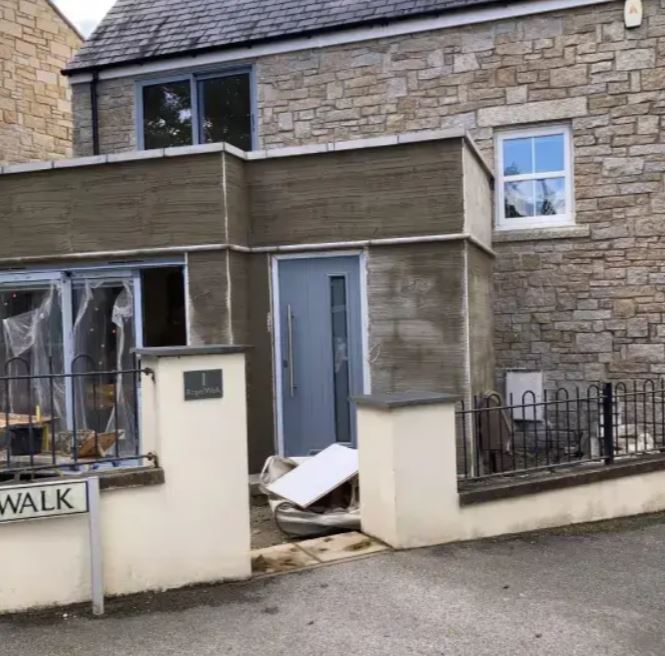 Scaffold set for render